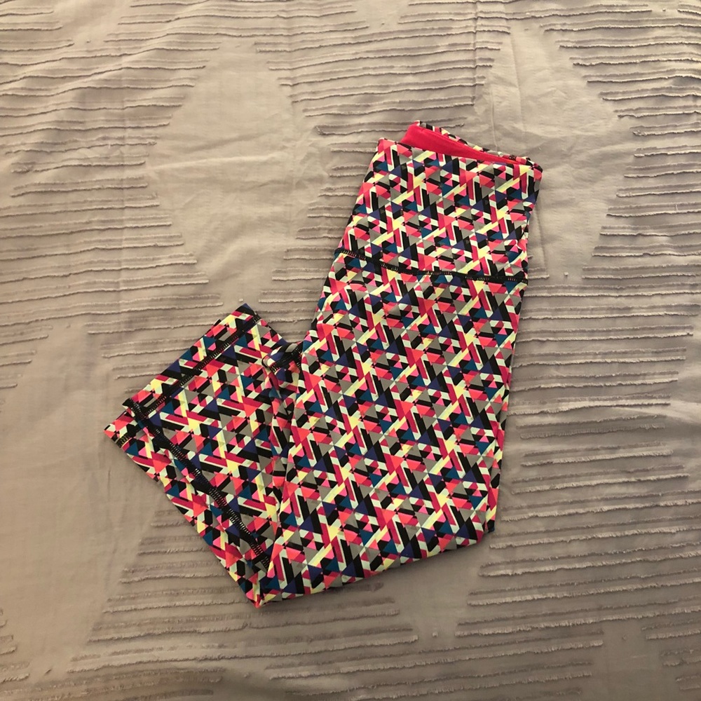 Victoria’s Secret cropped leggings